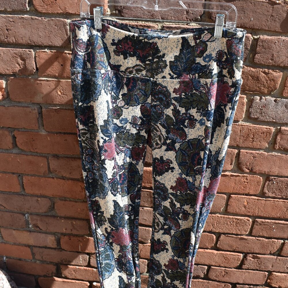 Slimsation Floral Ankle Pants Size L